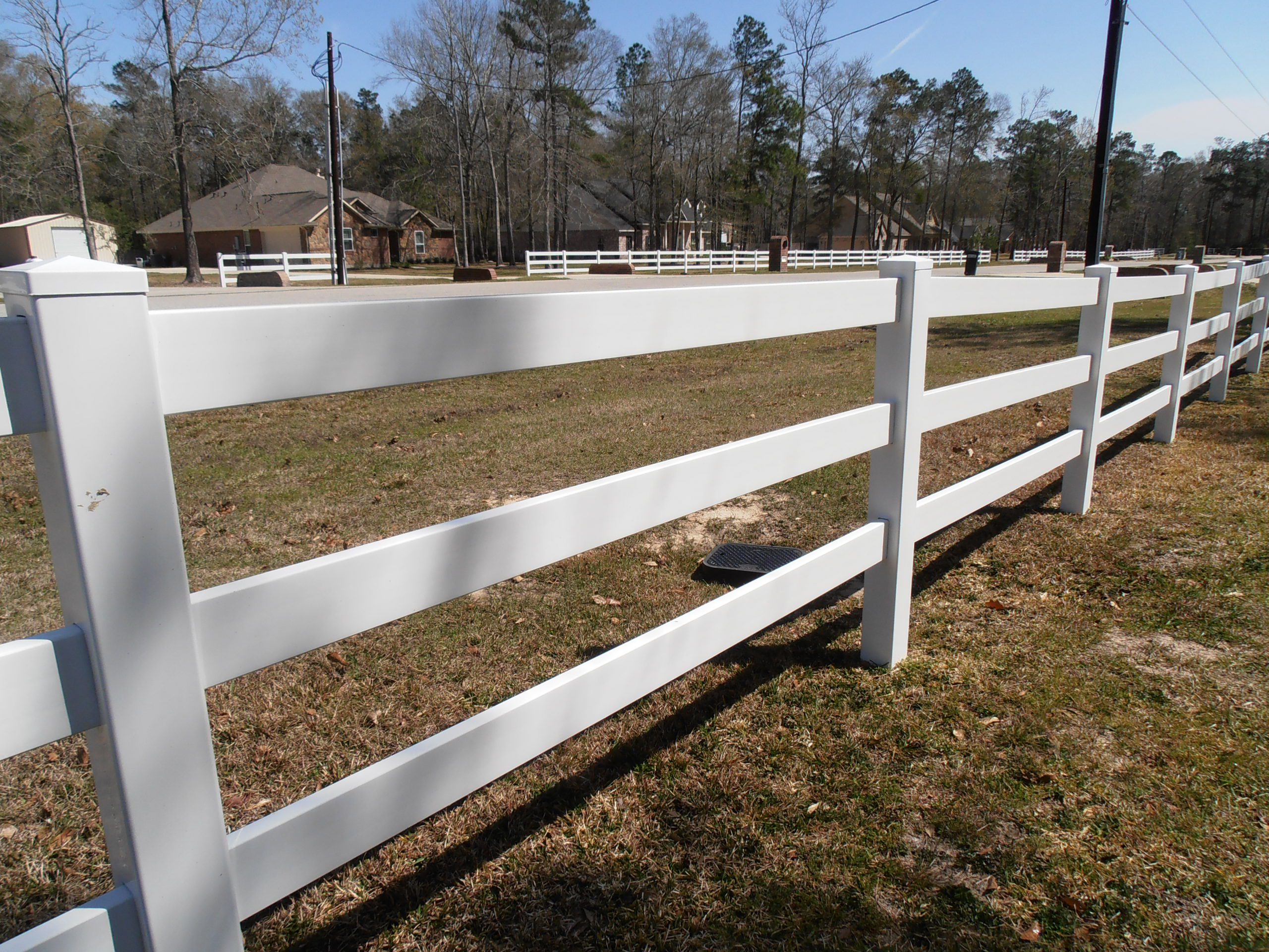clean vinyl fence