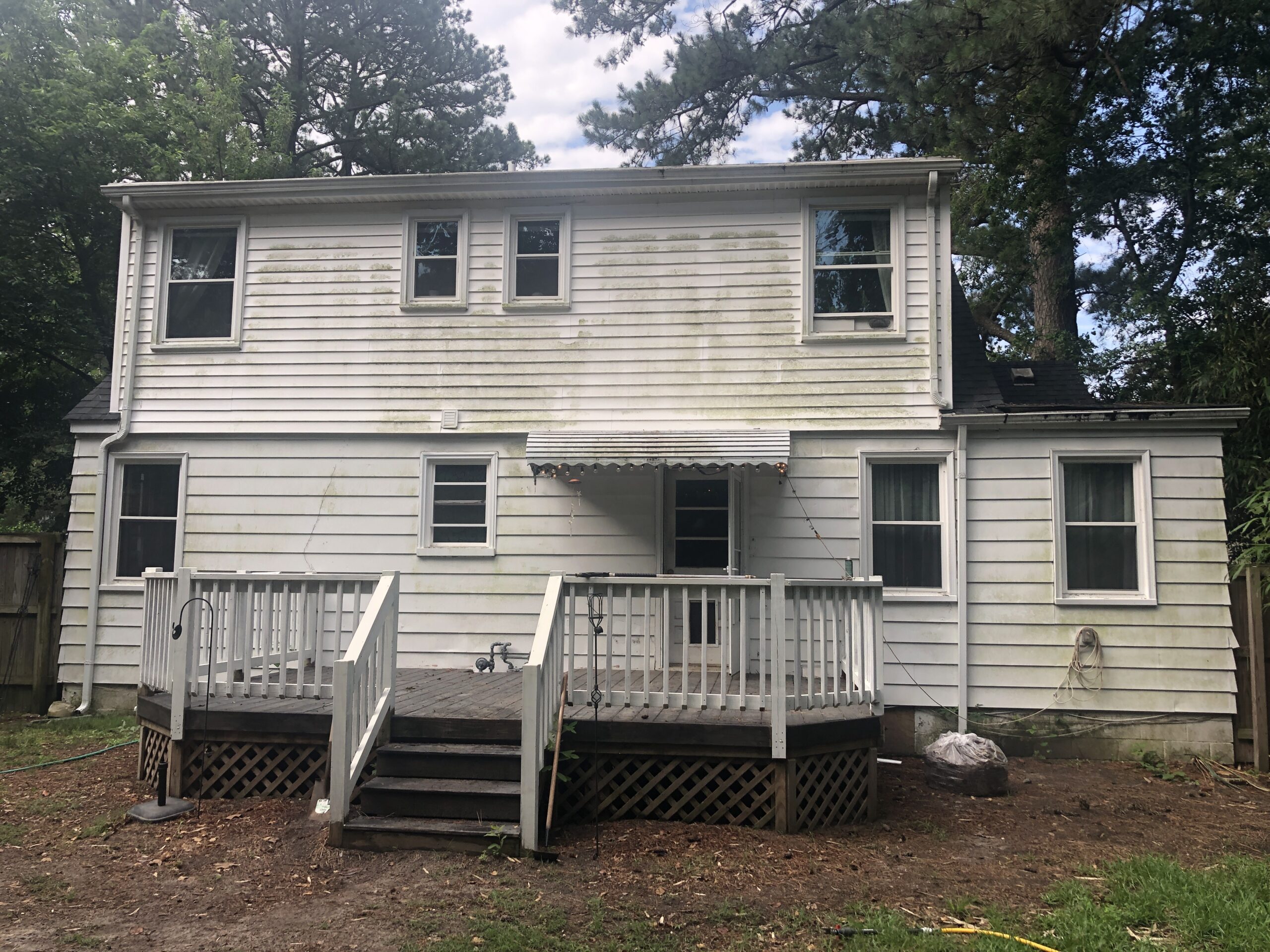 how to clean vinyl siding